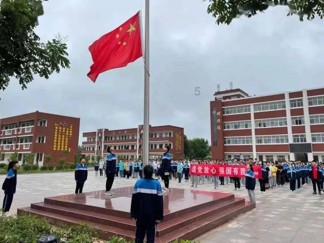库巴西：在巴萨一线队首秀意味着很多，这是我的一个梦想