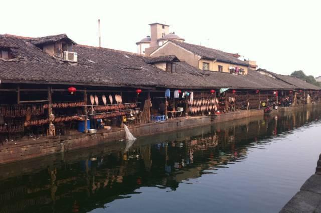 出台对农产品集中采购的帮扶措施